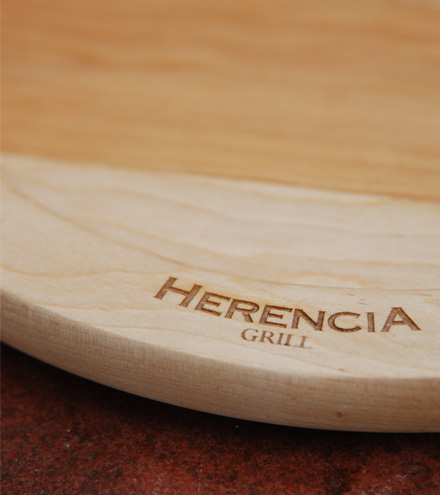 HER016_Plato-de-madera-_Herencia Grill_02