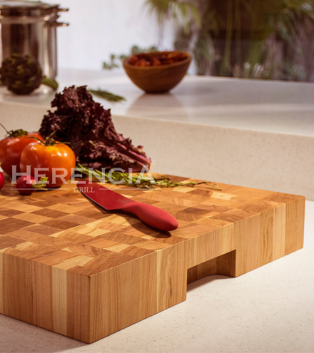 HER019_Tabla-Wood-Decor-Grano-Vertical-Cuadrada_Herencia Grill_02