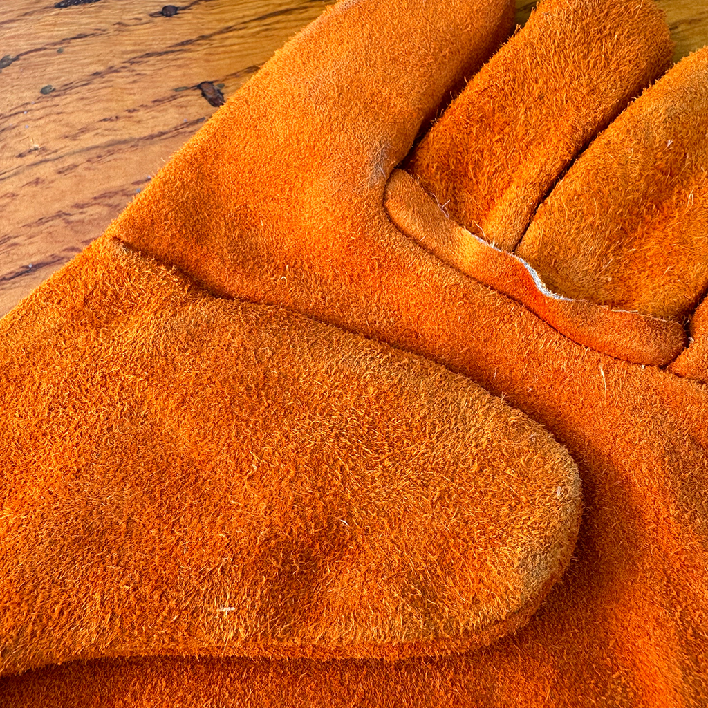 Guantes de cuero parrilleros