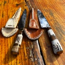 Cuchillo artesanal con vaina de cuero