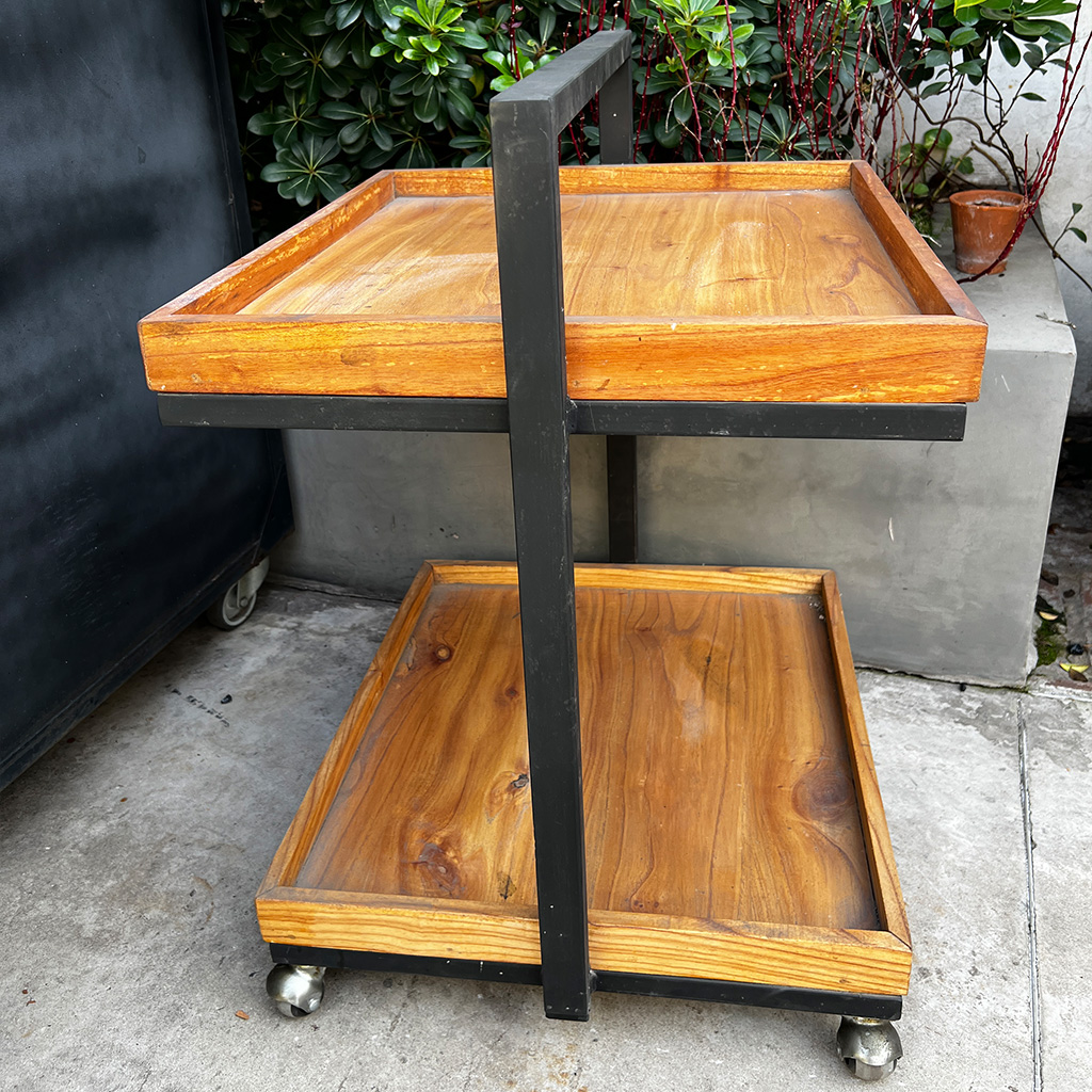 Mesa móvil Whisky