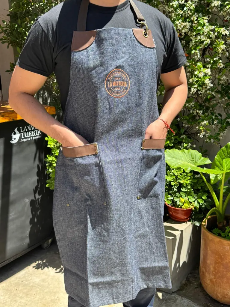 CUC007_Delantal.webp