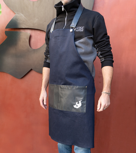 Delantal parrillero jean combinado negro