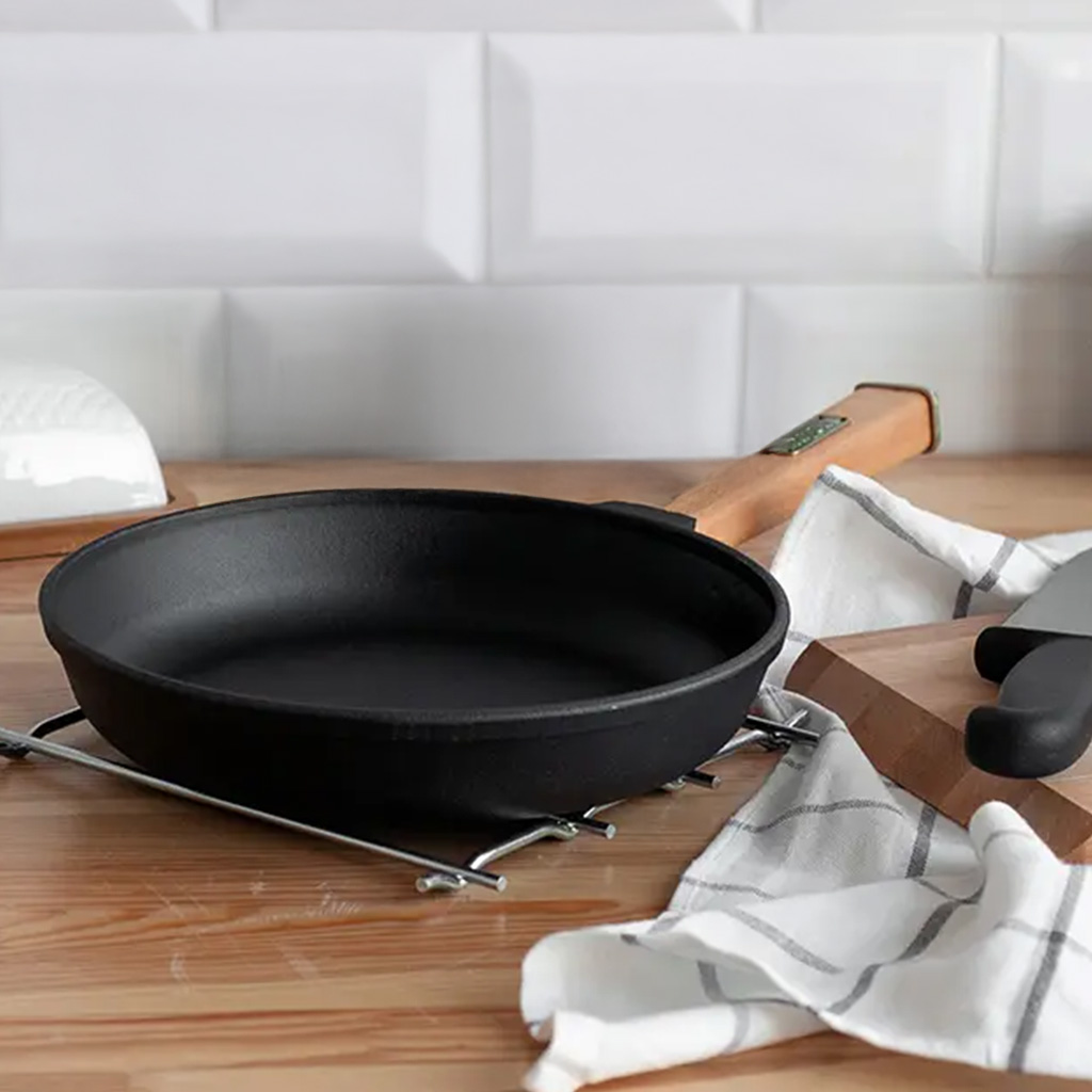 Sartén hierro fundido hondo mango madera 28cm - Brizoll