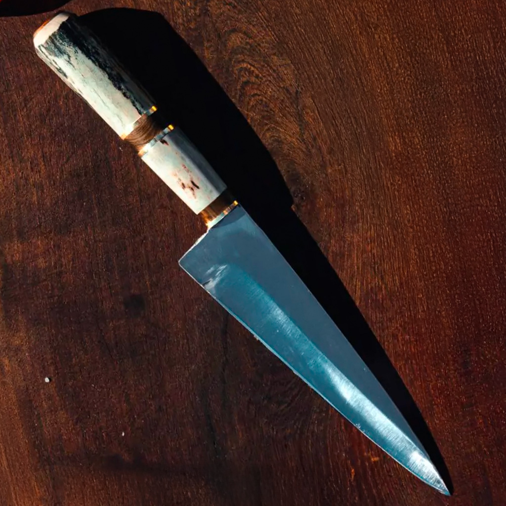 Cuchillo Campero Asta 18 cm