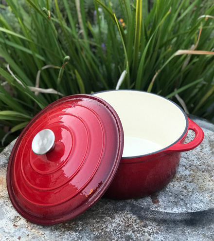 [AXN018] Olla de hierro fundido esmaltada rojo velvet 26 cm