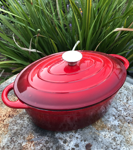 [AXN021] Olla de hierro fundido esmaltada rojo velvet ovalada