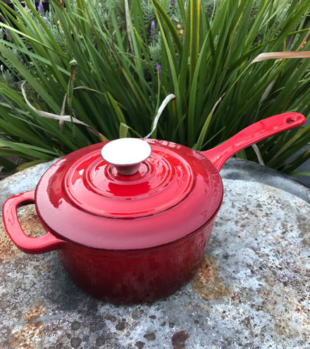 [AXN024] Olla salsera de hierro fundido esmaltada rojo velvet 19,5