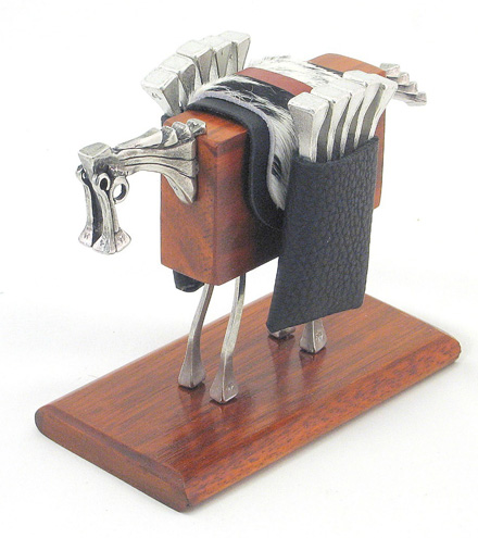 [HA003] Copetinero caballo