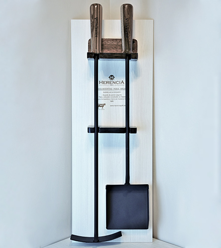 [HER023] Juego de herramientas x 2 con panel - Herencia Grill