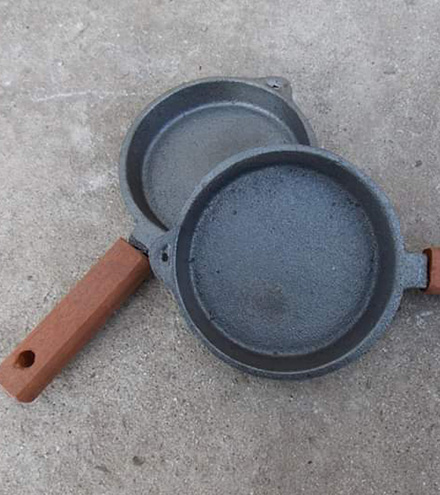 [TAN004] Provoletera hierro, mango de madera